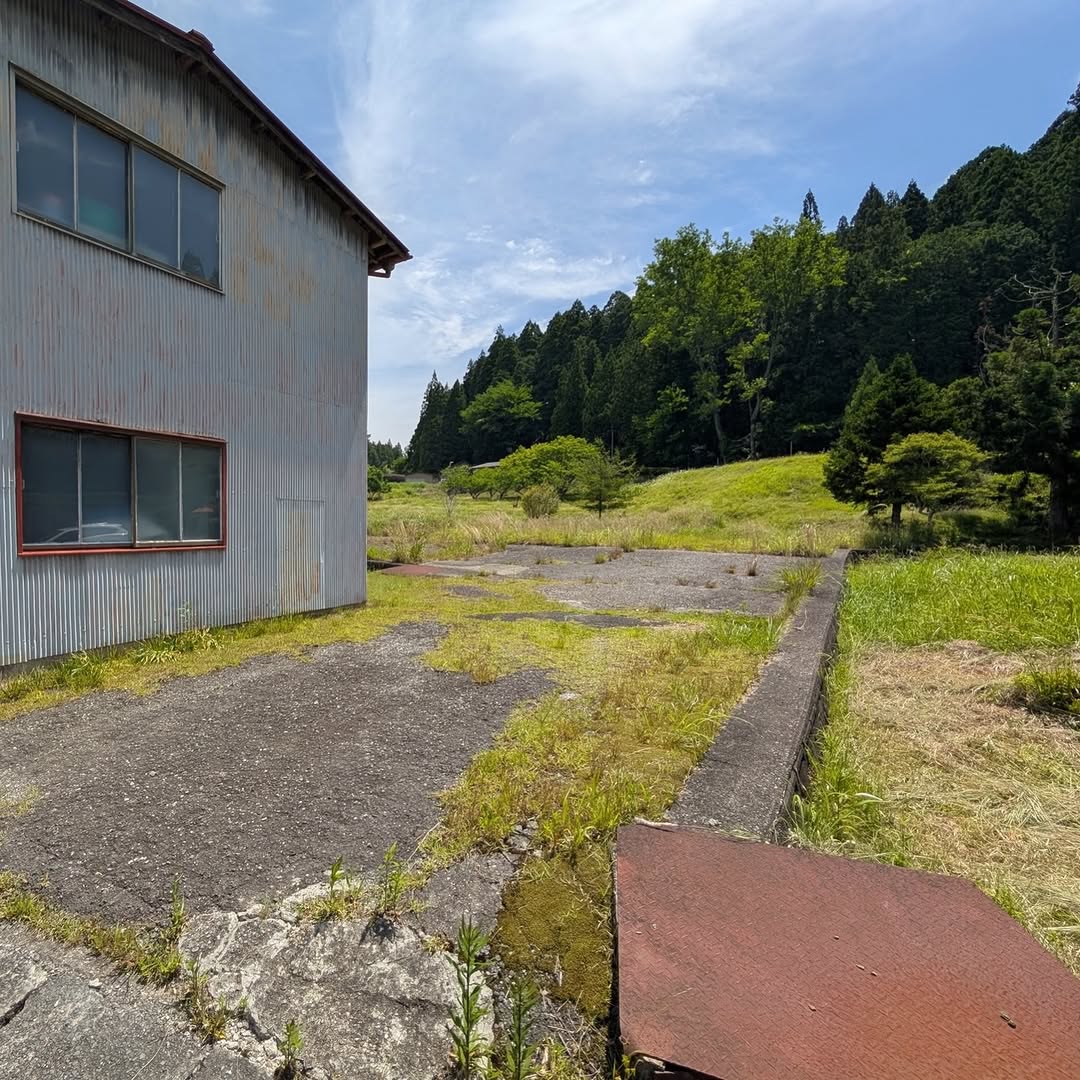 田口地区 : r707 畑付きの46坪の土地 畑付き 売買 100万円 賃貸不可 . . 空き家の詳細・最新情報はプロフィールリンクHP"住まいを探す"（設楽ぐらし）をご覧ください🤲 ※本アカウントで