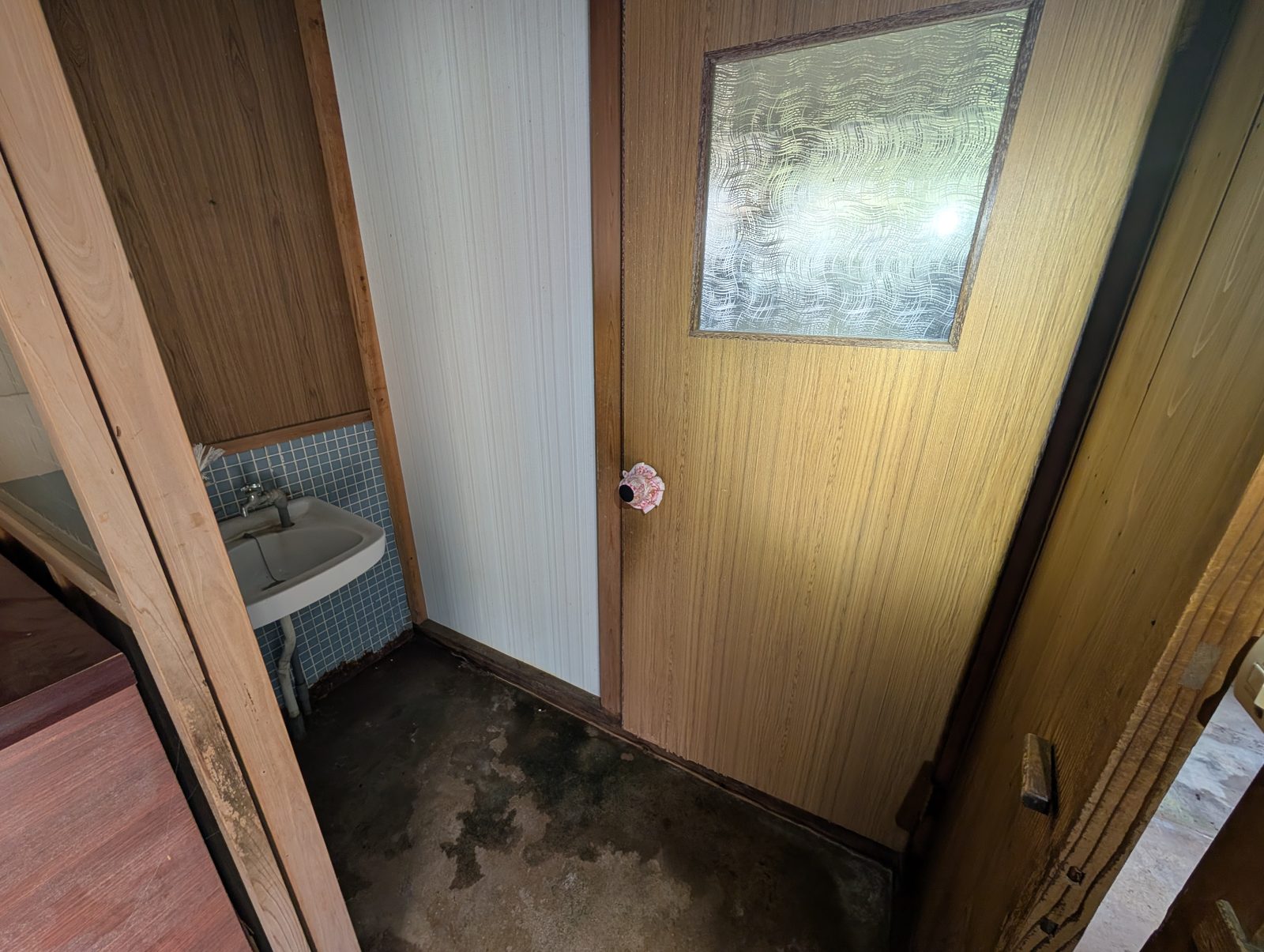 洗面室